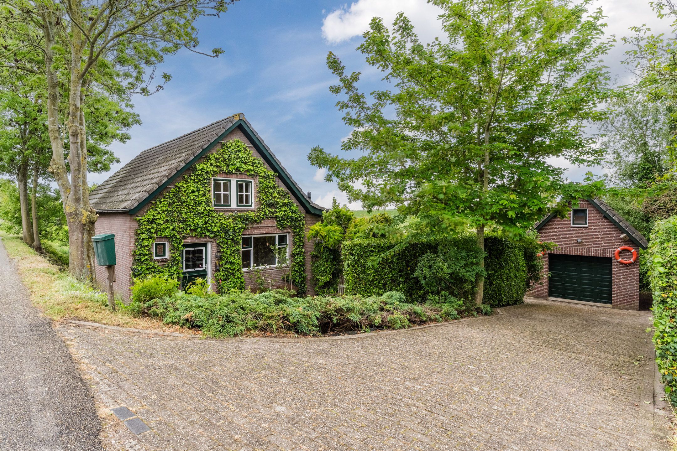 Foto van Waaldijk 38, Herwijnen
