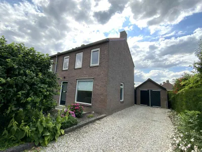 Foto van Engelenhof 9, Haaften 2-onder-1-kapwoning