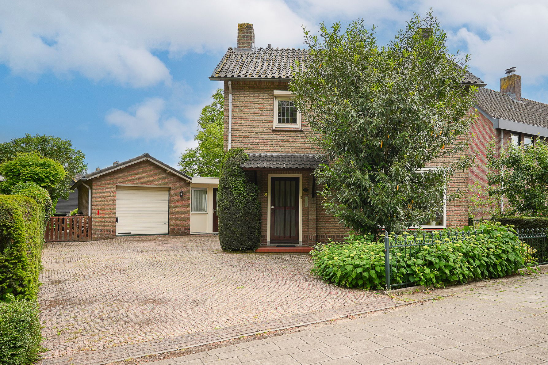 Foto van Kostverlorenkade 8, Geldermalsen