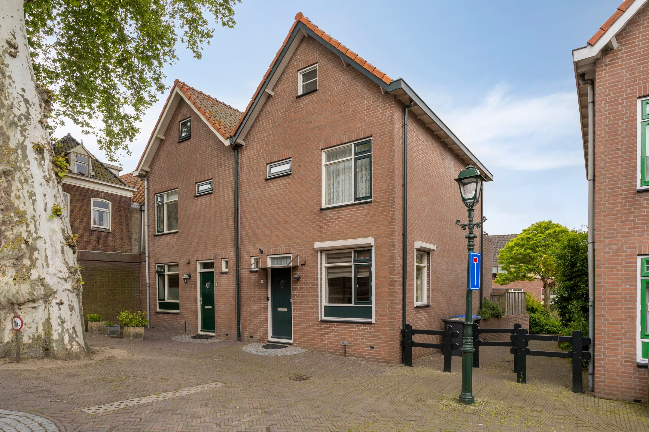 Foto van Kerkplein 2, Meerkerk