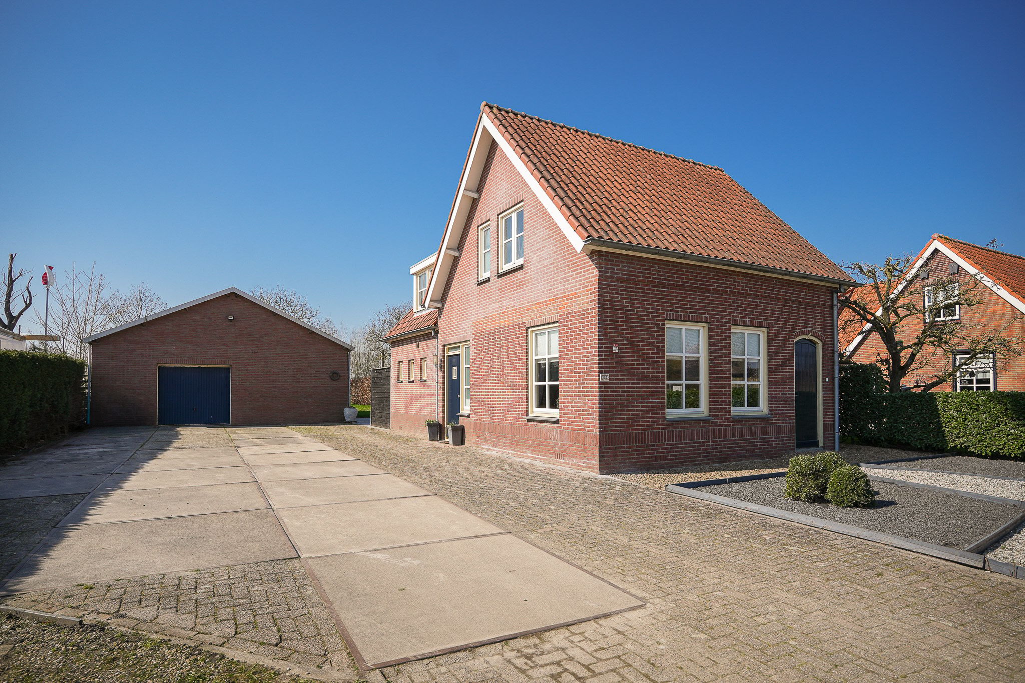 Foto van Langestraat 16, Wijk en Aalburg