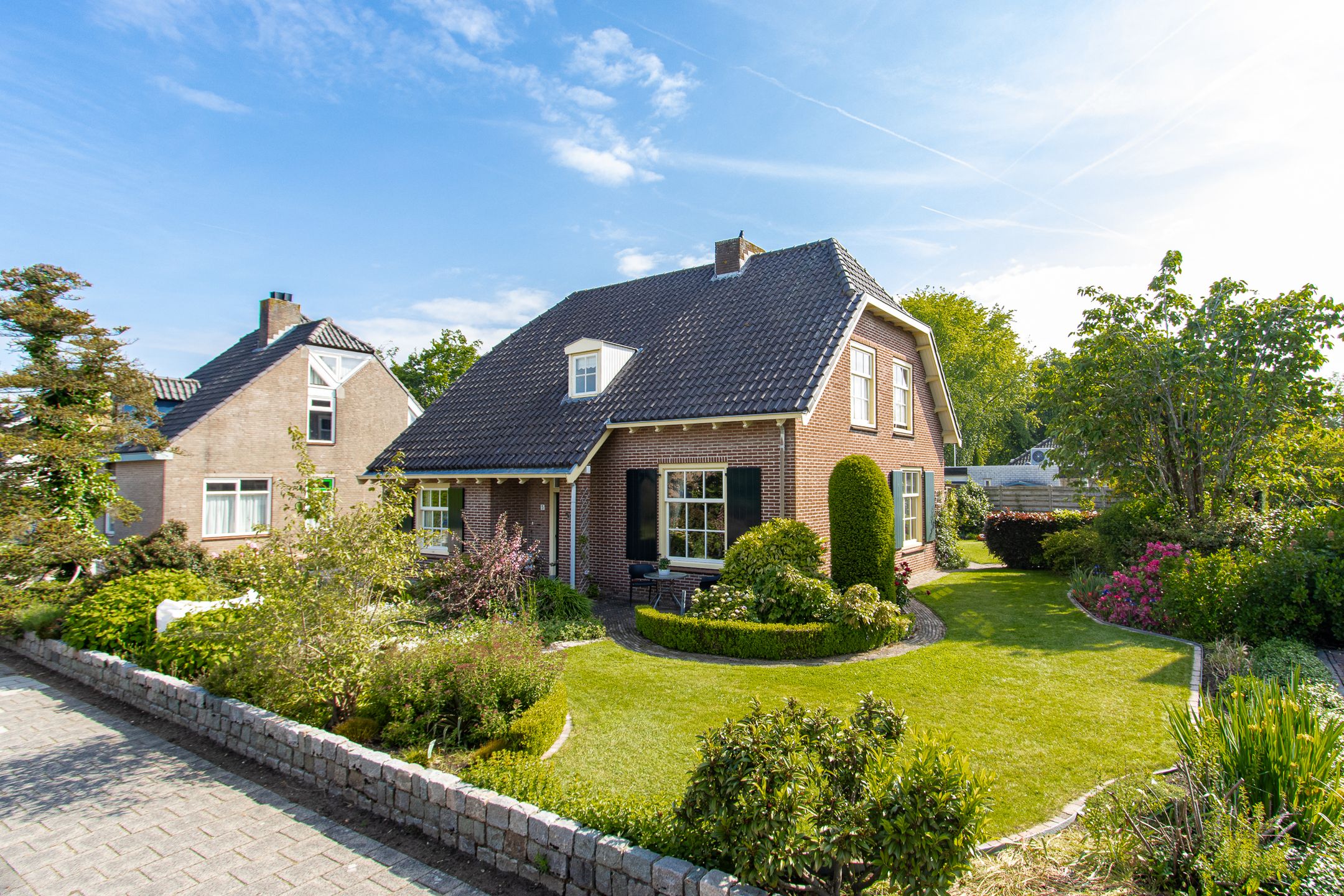 Foto van Violierstraat 5, Wijk en Aalburg