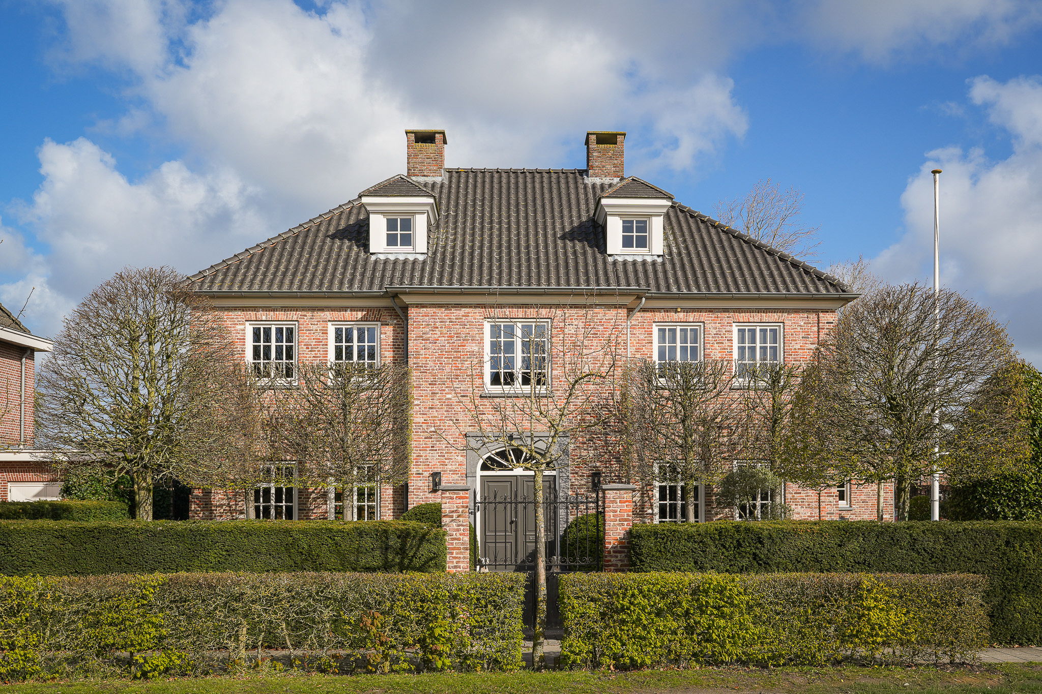 Foto van Veldstraat 10, Wijk en Aalburg