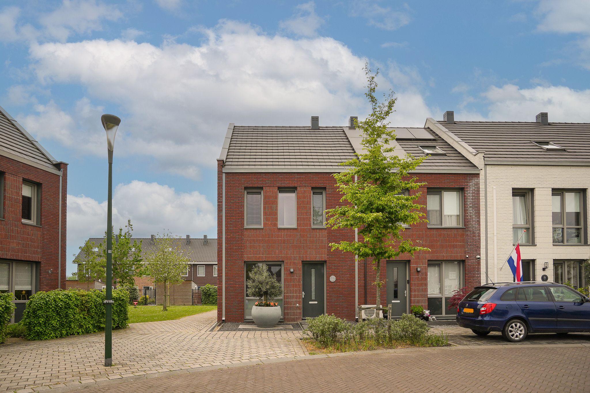 Foto van Verzetsplein 11, Veen