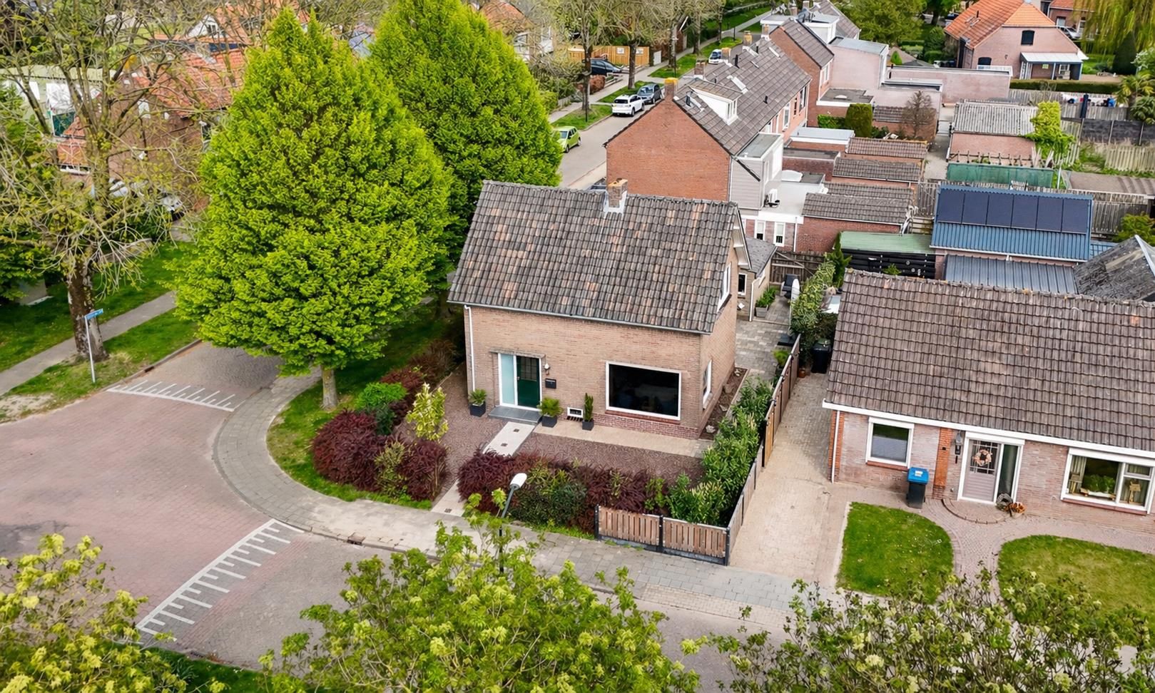 Foto van Bulkstraat 10, Genderen