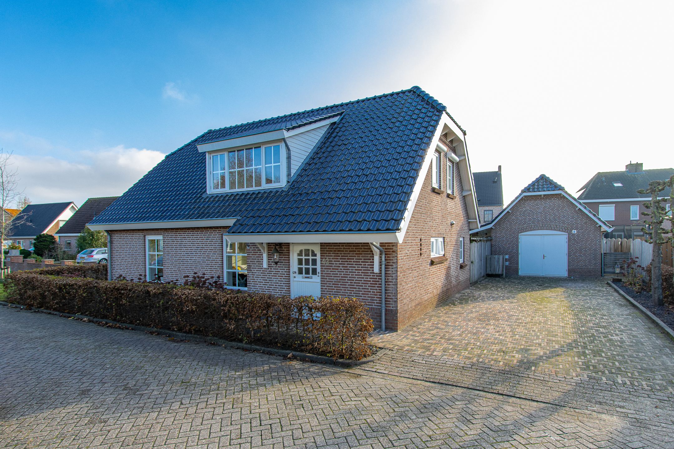 Foto van Hoefstraat 43, Genderen