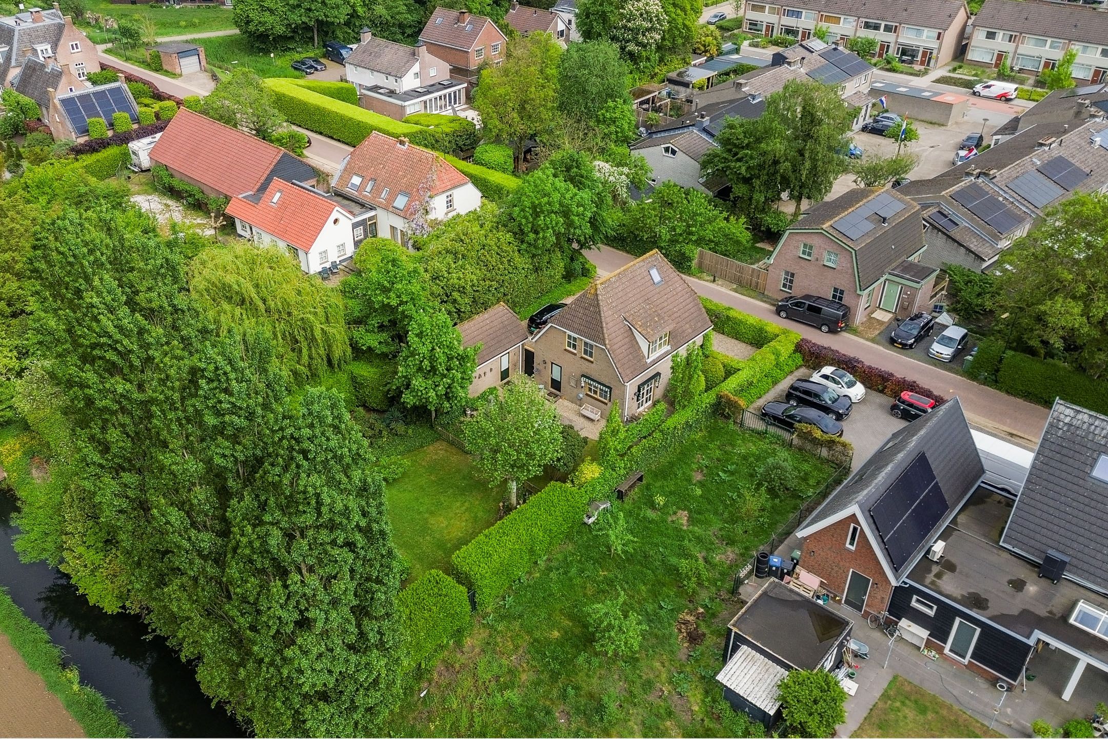 Foto van Buitendijk 81A, Hank