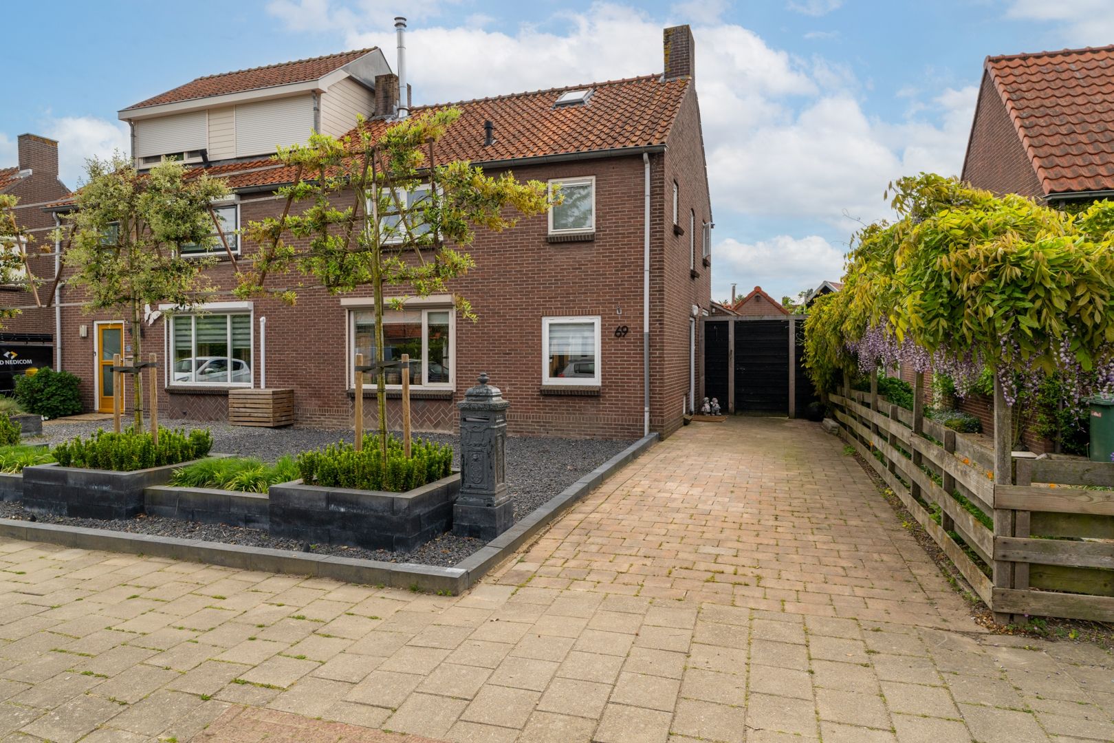 Foto van Dorpsstraat 69, Rijswijk (NB)