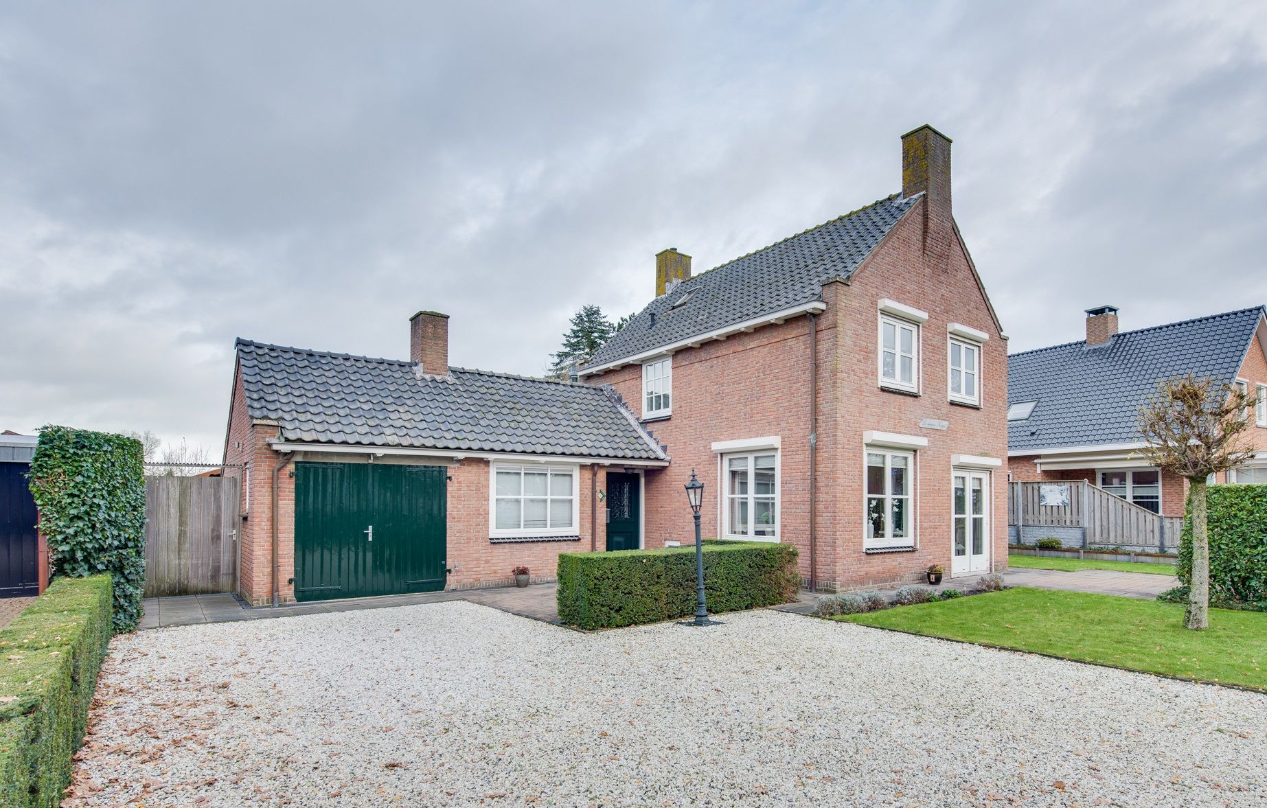 Foto van Voorstraat 8, Almkerk