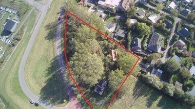 Foto van Schouwsedijk 7, Brouwershaven Bouwgrond
