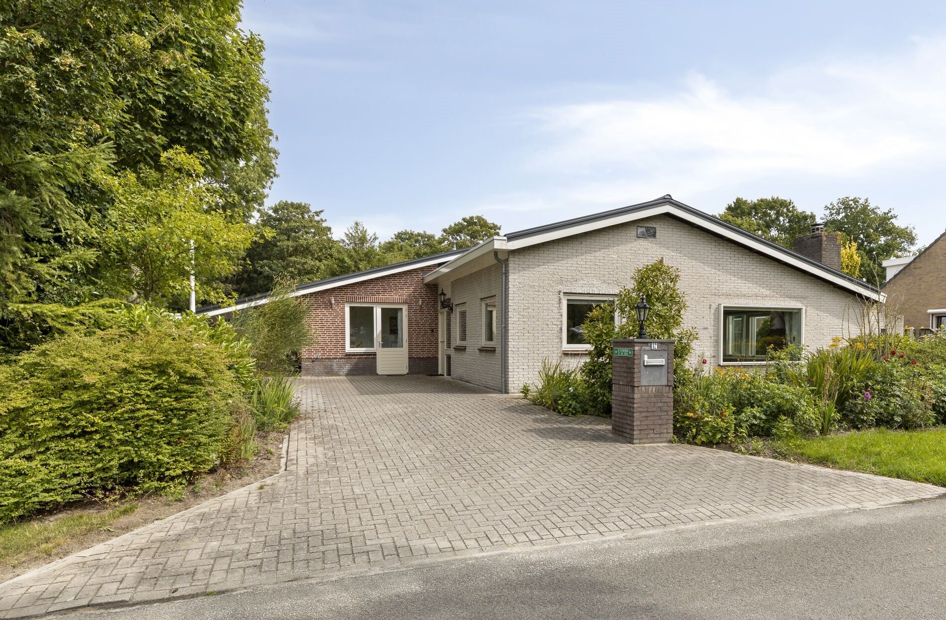 Foto van Grevelingenlaan 12, Burgh-Haamstede