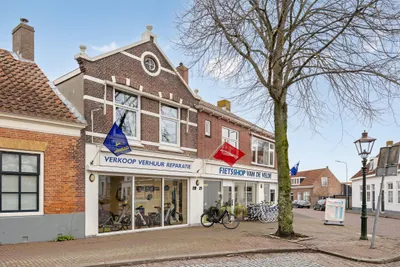 Foto van Dorpsplein 18-20-21-21a 0 ong, Koudekerke