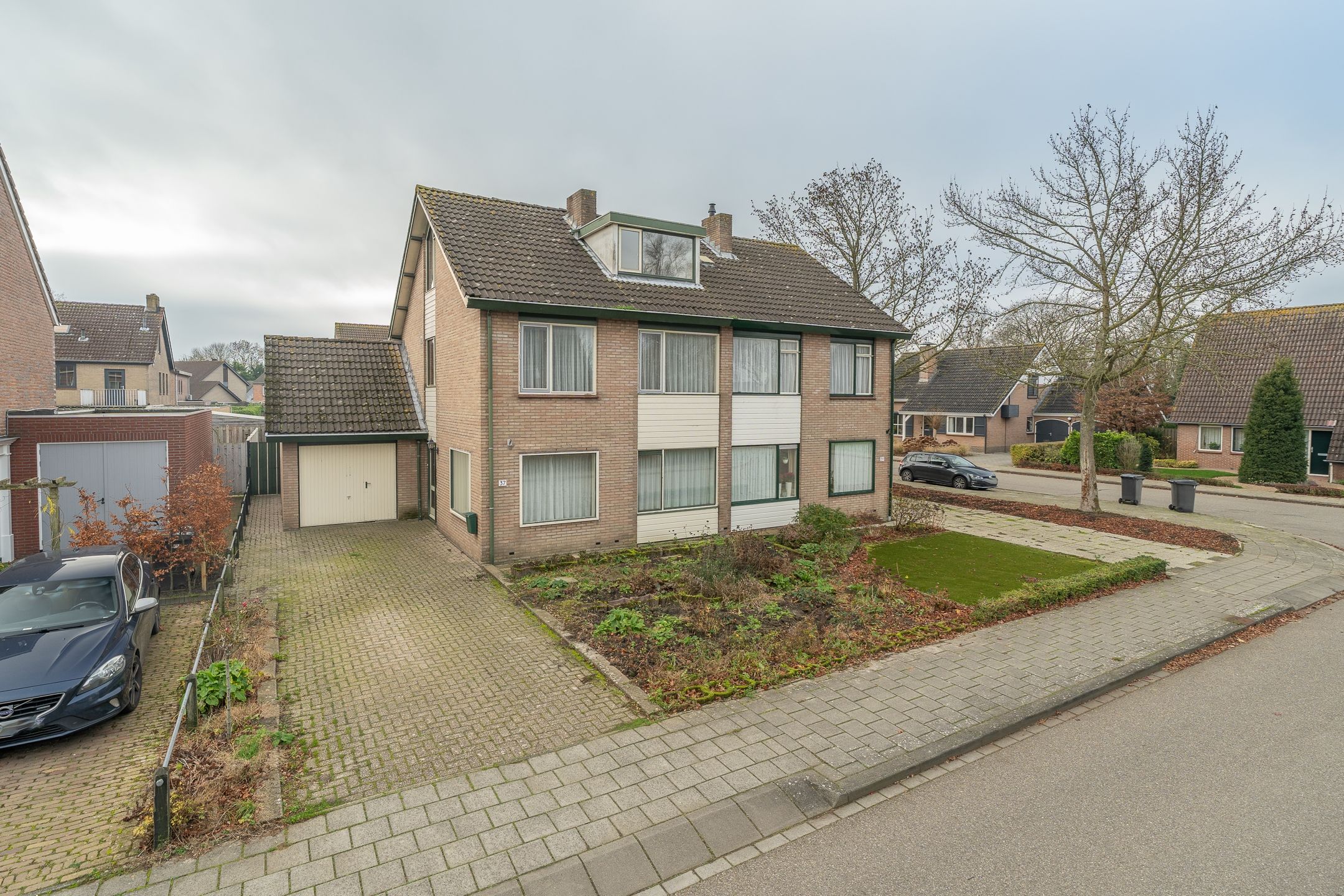 Foto van Aalbessestraat 37, Krabbendijke