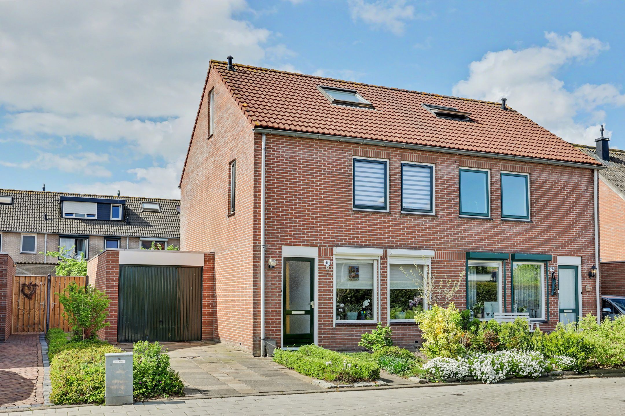 Foto van Fahrenheitstraat 30, Kruiningen