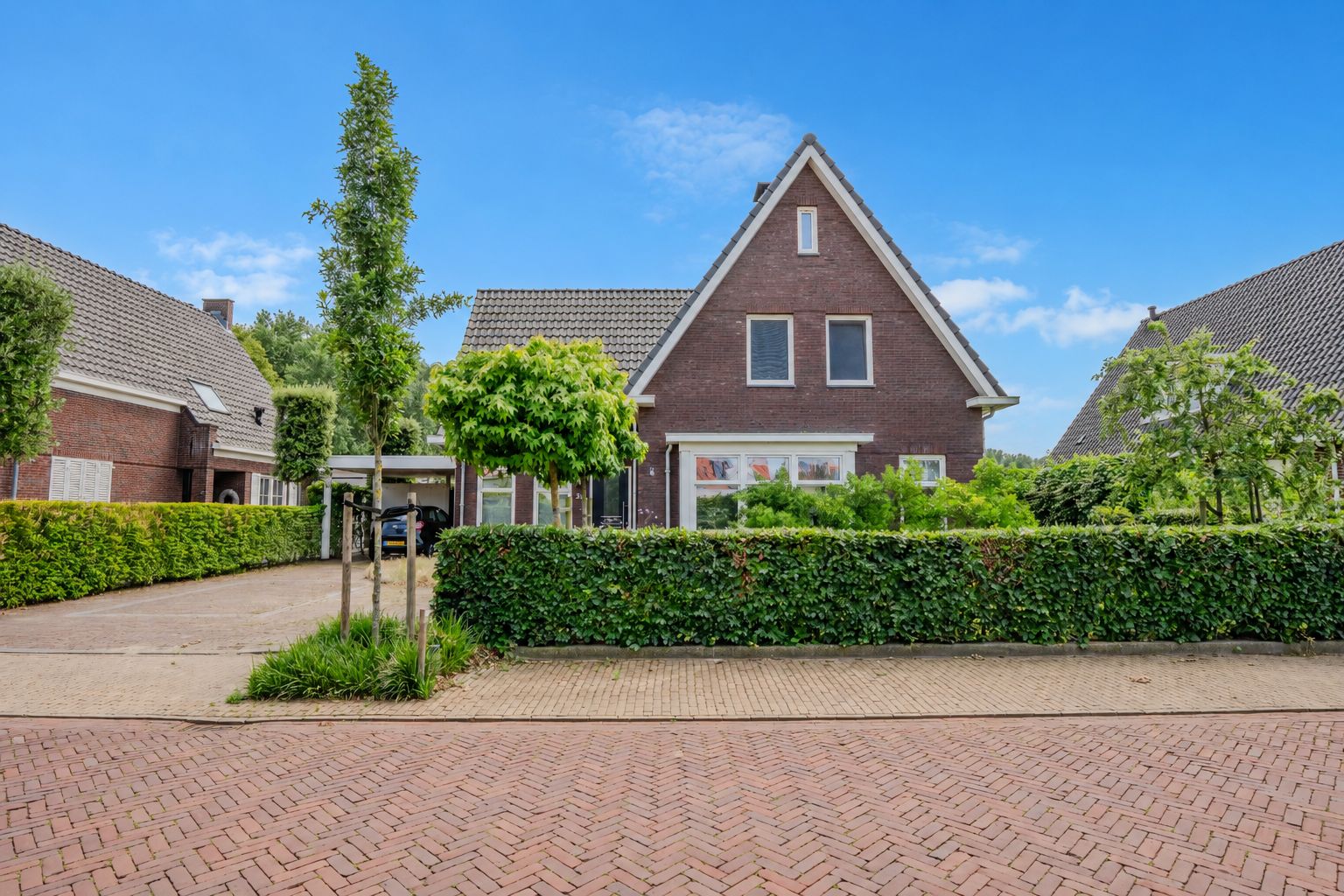 Foto van Kamperfoeliestraat 30, 's-Gravenpolder