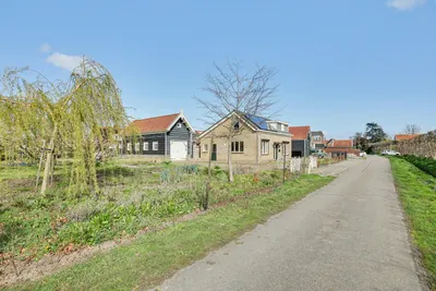 Foto van Zuiddeeweg 2, Hoedekenskerke
