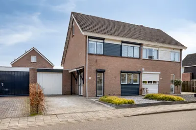 Foto van Roofvogelstraat 46, Heinkenszand