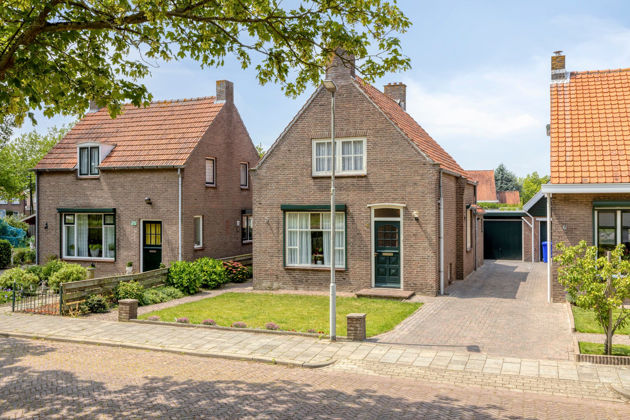 Foto van Burgemeester Vermetstraat 9, Lewedorp
