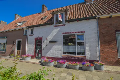 Foto van Prinses Beatrixstraat 19, Schoondijke
