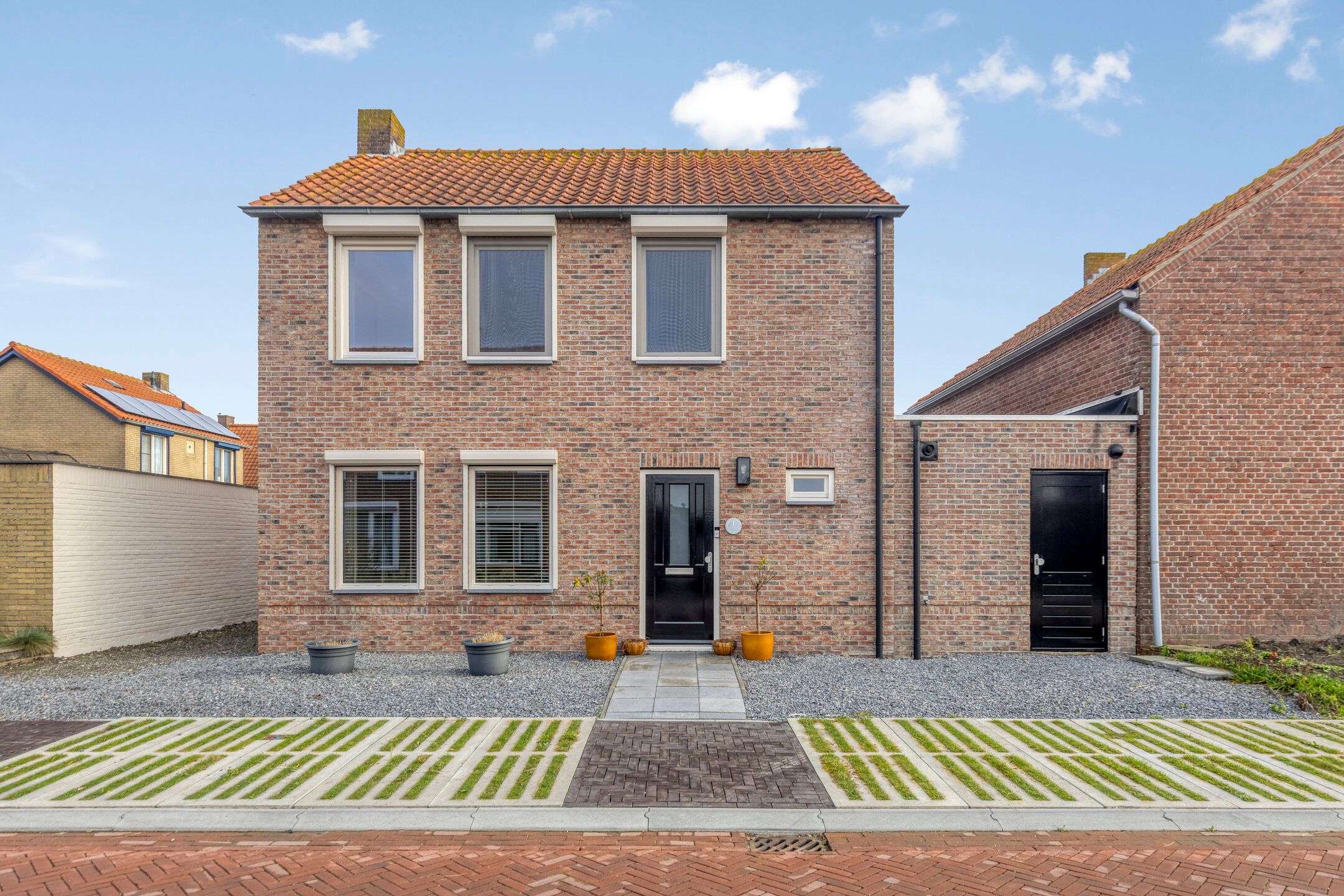 Foto van Monseigneur Luijpenstraat 1, Hoofdplaat