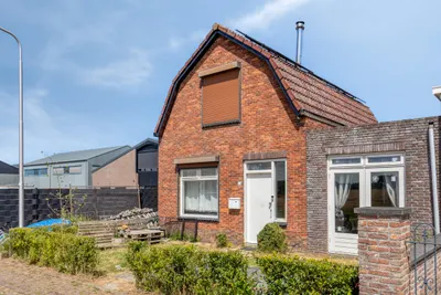 Foto van Oranjestraat 50, Ijzendijke