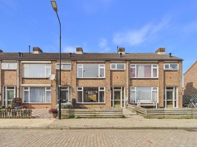 Foto van Iepenlaan 11, Terneuzen