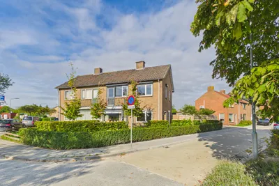 Foto van Bernhardstraat 13, Hoek