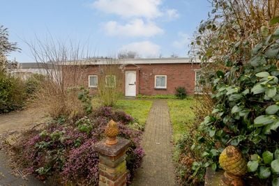 Foto van Adriaan Brouwerstraat 12, Bergen op Zoom