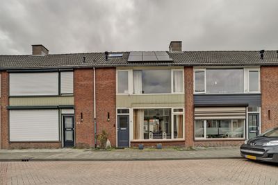 Foto van Van Polanenstraat 15, Steenbergen (NB)