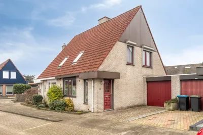 Foto van Van Nispenstraat 28, Steenbergen (NB)