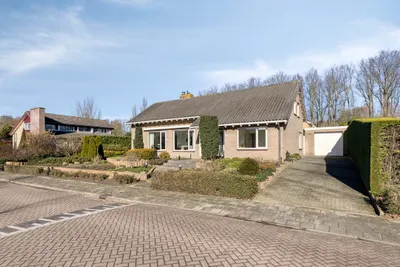 Foto van Léharstraat 8, Halsteren