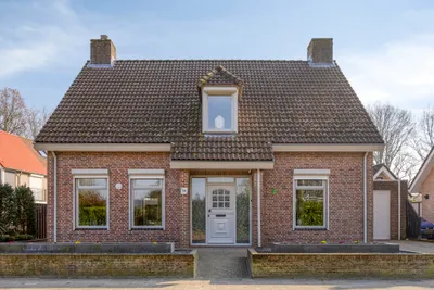 Foto van Kastanjelaan 24, Halsteren