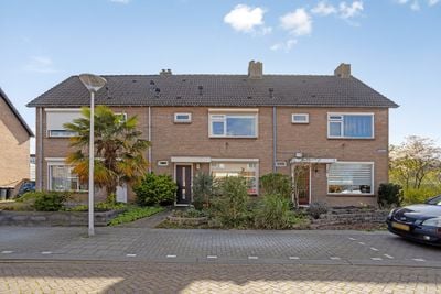 Foto van Van Nesstraat 4, Dinteloord