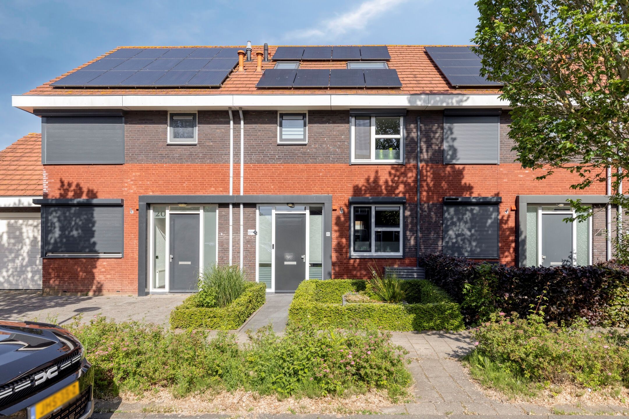 Foto van Burg. Mr. H. Popstraat 22, Dinteloord
