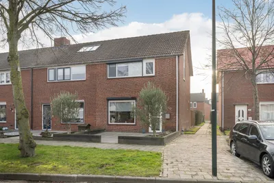 Foto van Bloemenlaan 139, Sint-maartensdijk