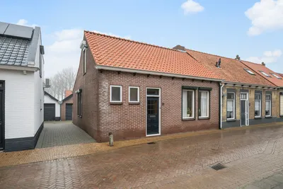 Foto van Tienhoven 10, Sint-Annaland