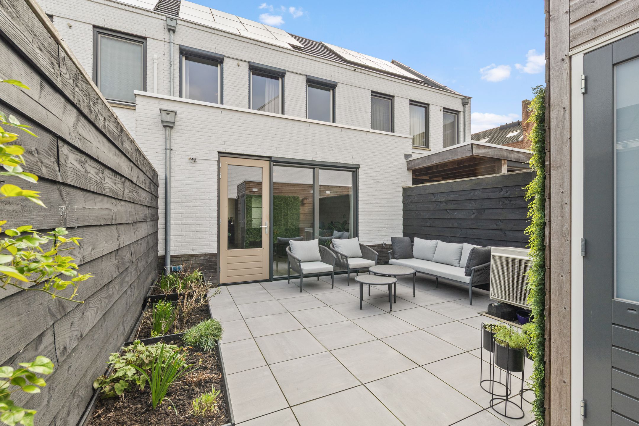 Foto van Laan van Henegouwen 25, Roosendaal