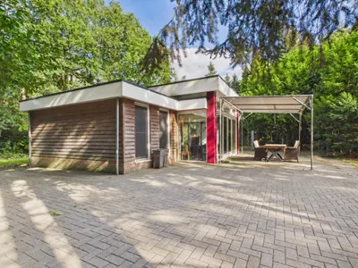 Foto van Roosendaalsebaan 30, Schijf