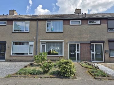 Foto van Esdoornstraat 7, Heerle Woonhuis