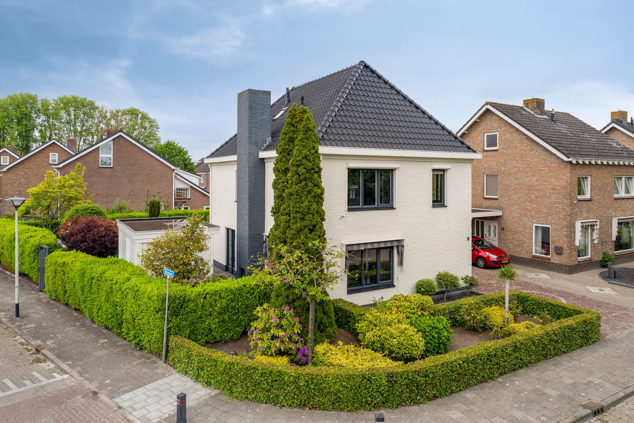 Foto van Ericalaan 37, Hoeven