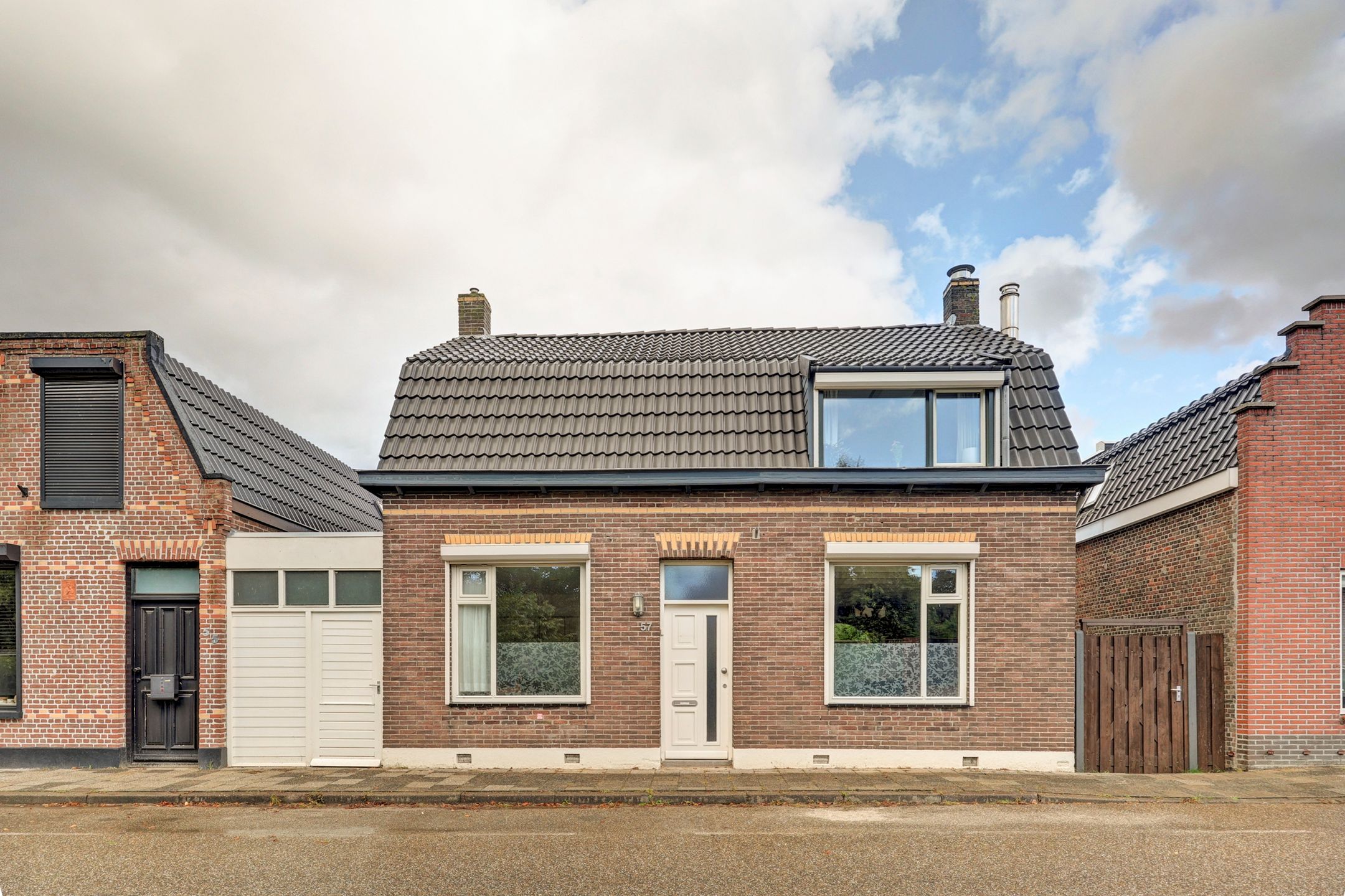 Foto van Dennis Leestraat 57, Stampersgat