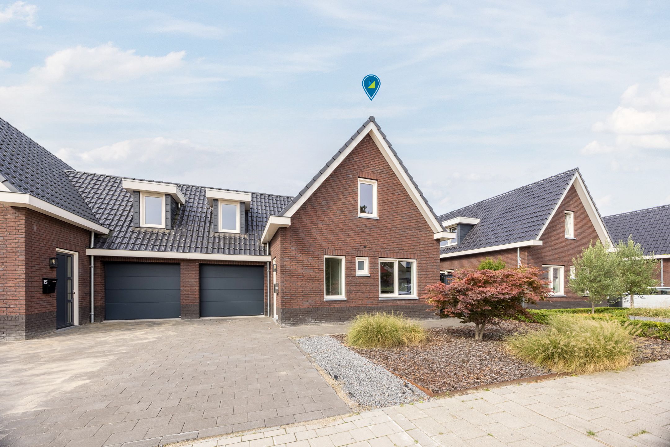 Foto van Engels Dorp 13, Kruisland