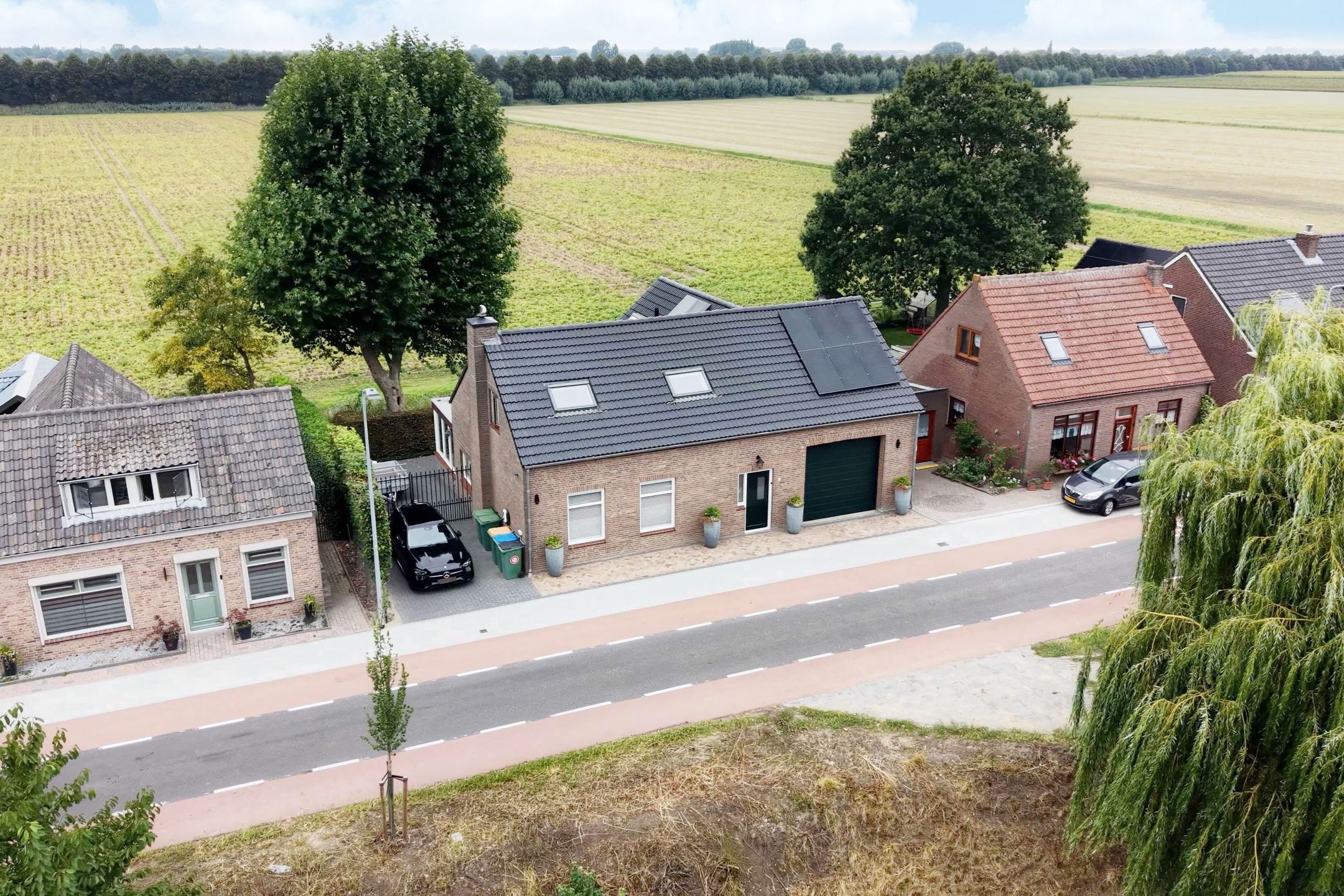 Foto van Oudendijk 43, Standdaarbuiten Geschakelde woning