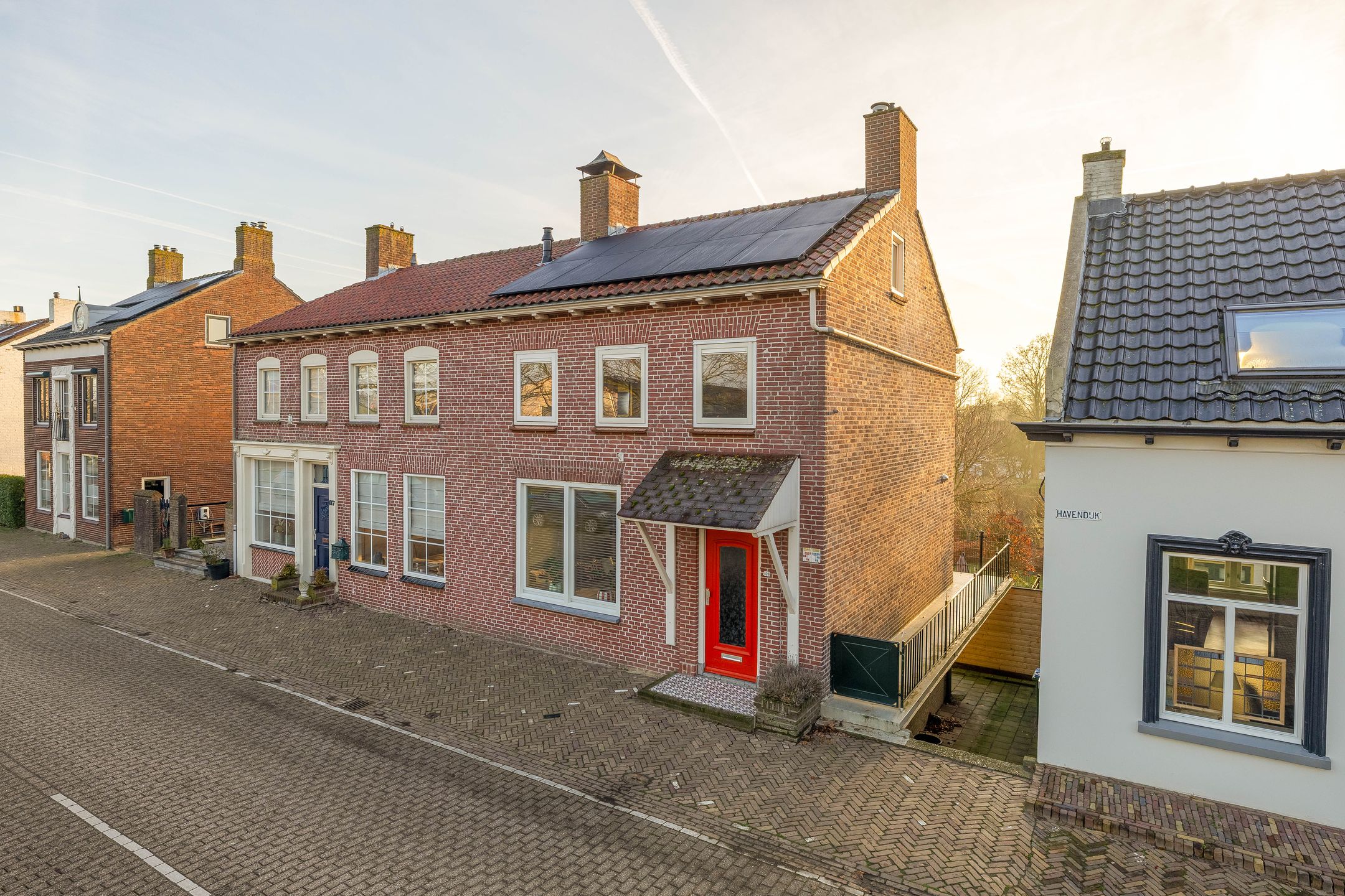 Foto van Steenweg 109, Moerdijk