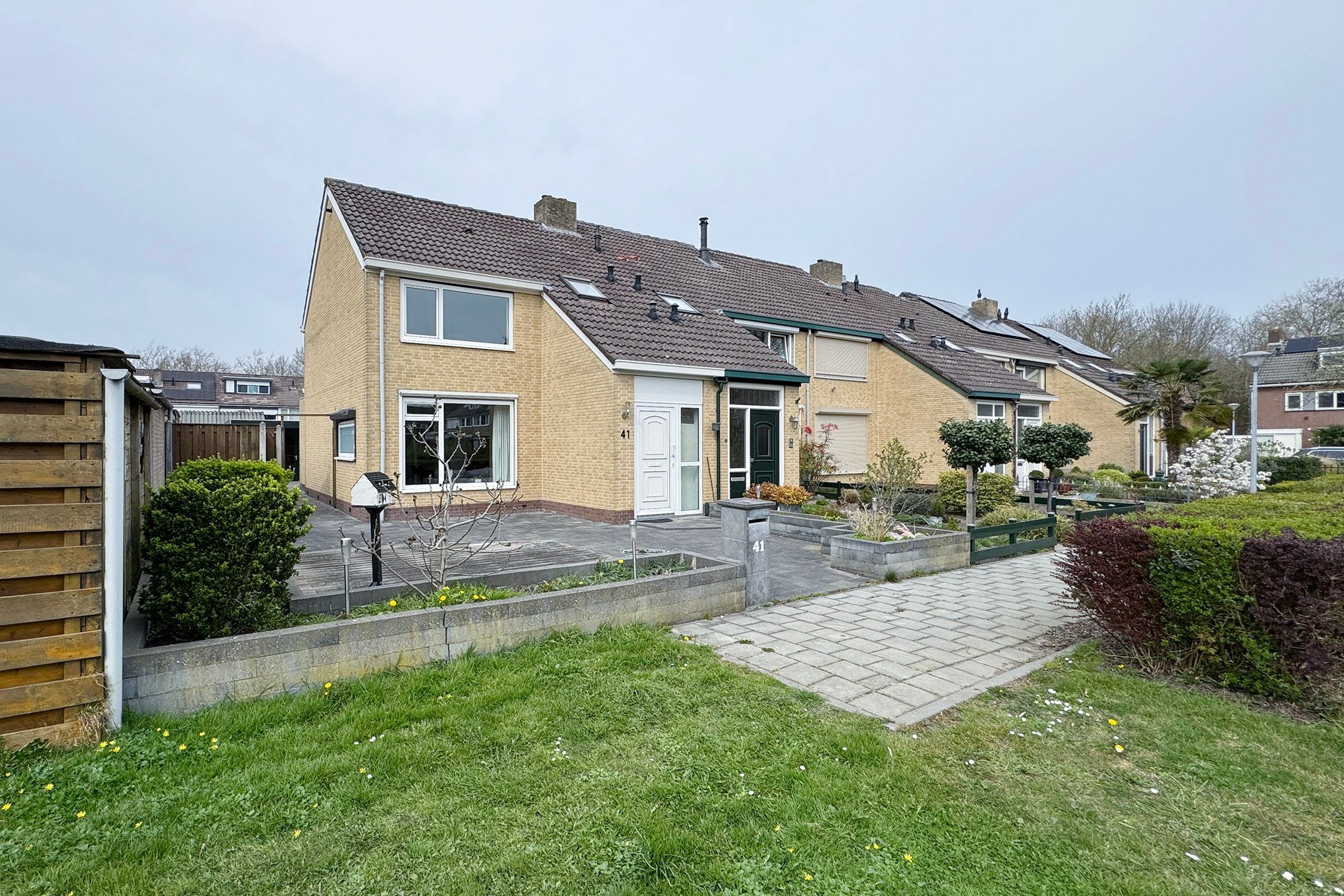 Foto van Van Vlaanderenstraat 41, Klundert