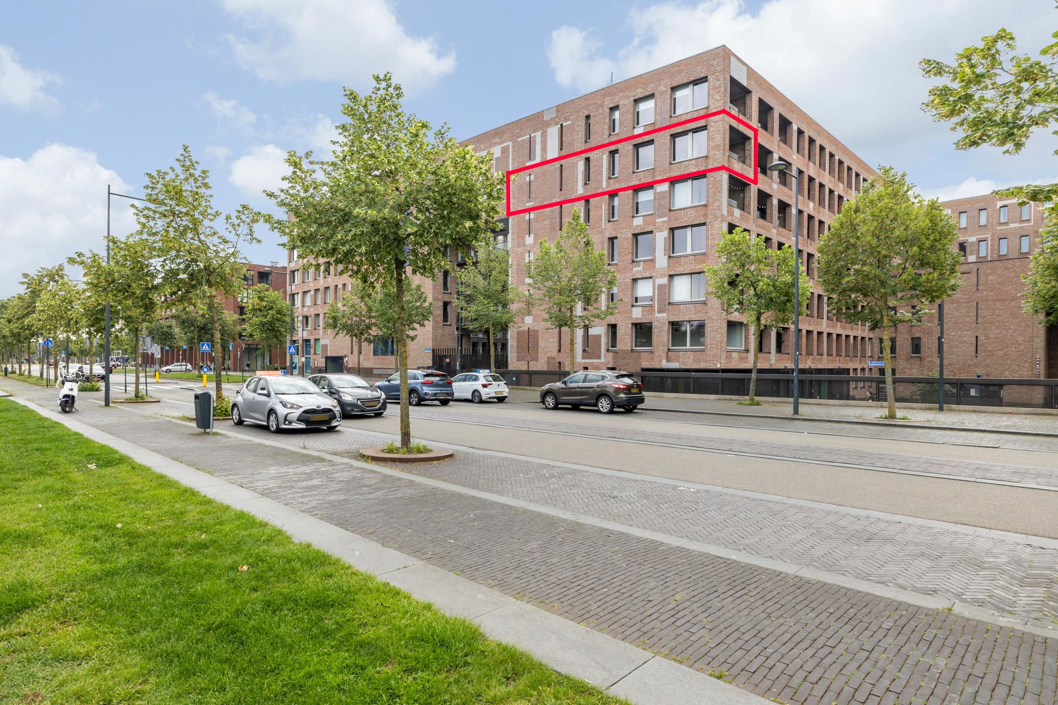 Foto van Anna van Lotharingentoren 36, Breda