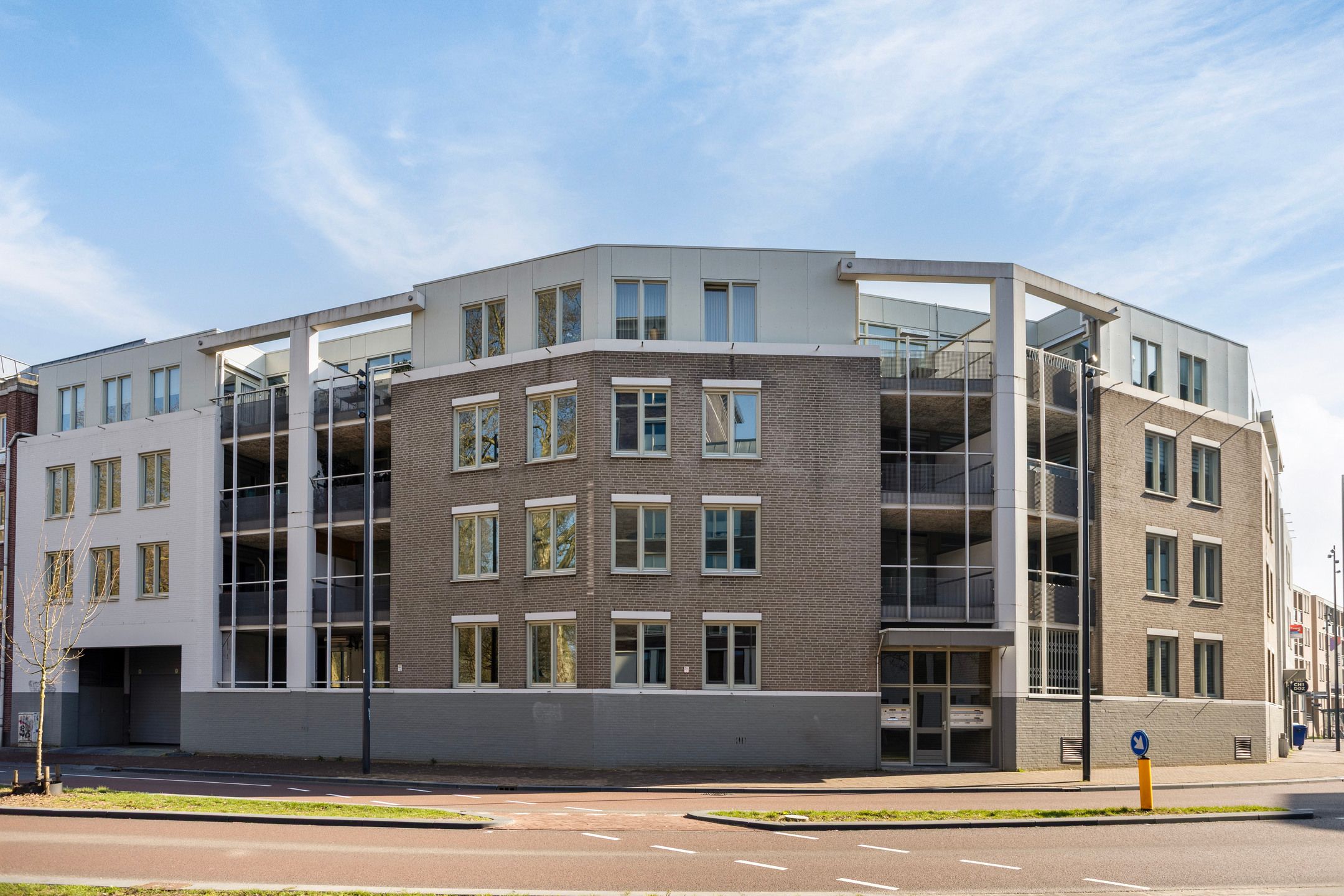 Foto van J.F. Kennedylaan 10, Breda