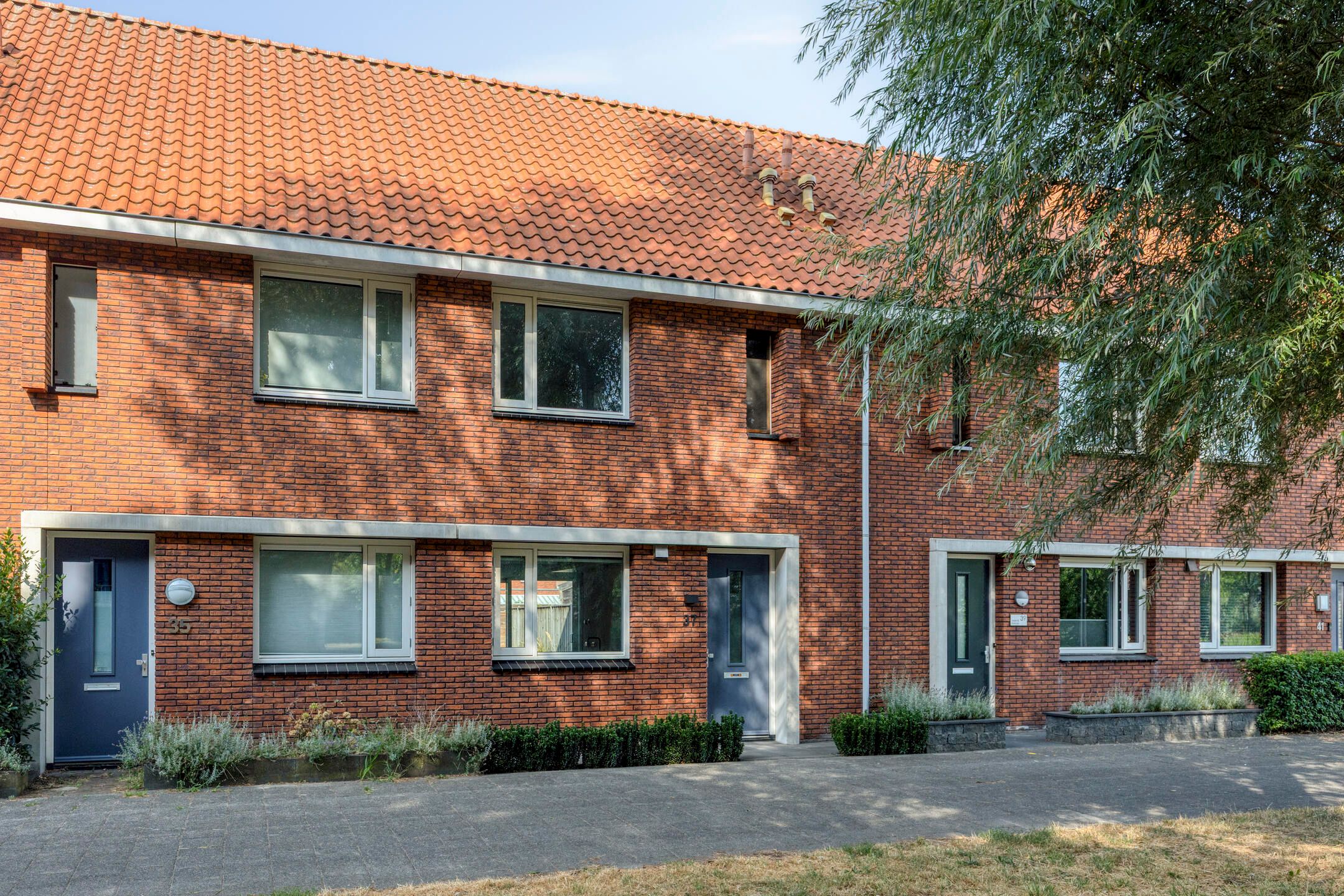 Foto van Daniël Marotstraat 37, Breda