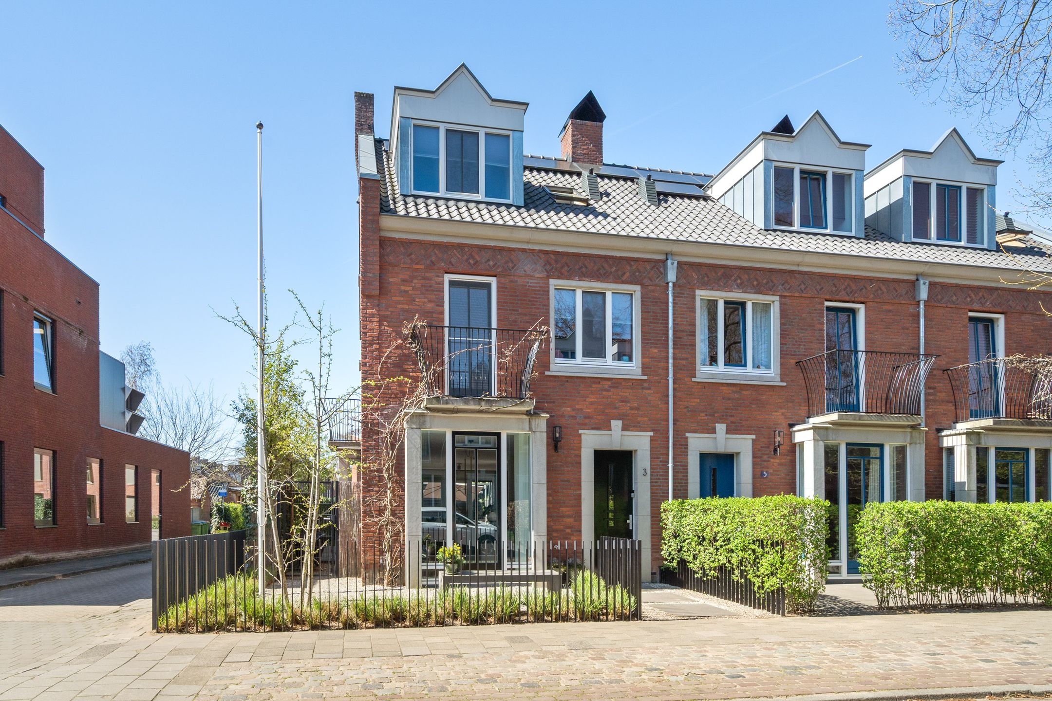 Foto van Burgemeester Middelaerlaan 3, Breda