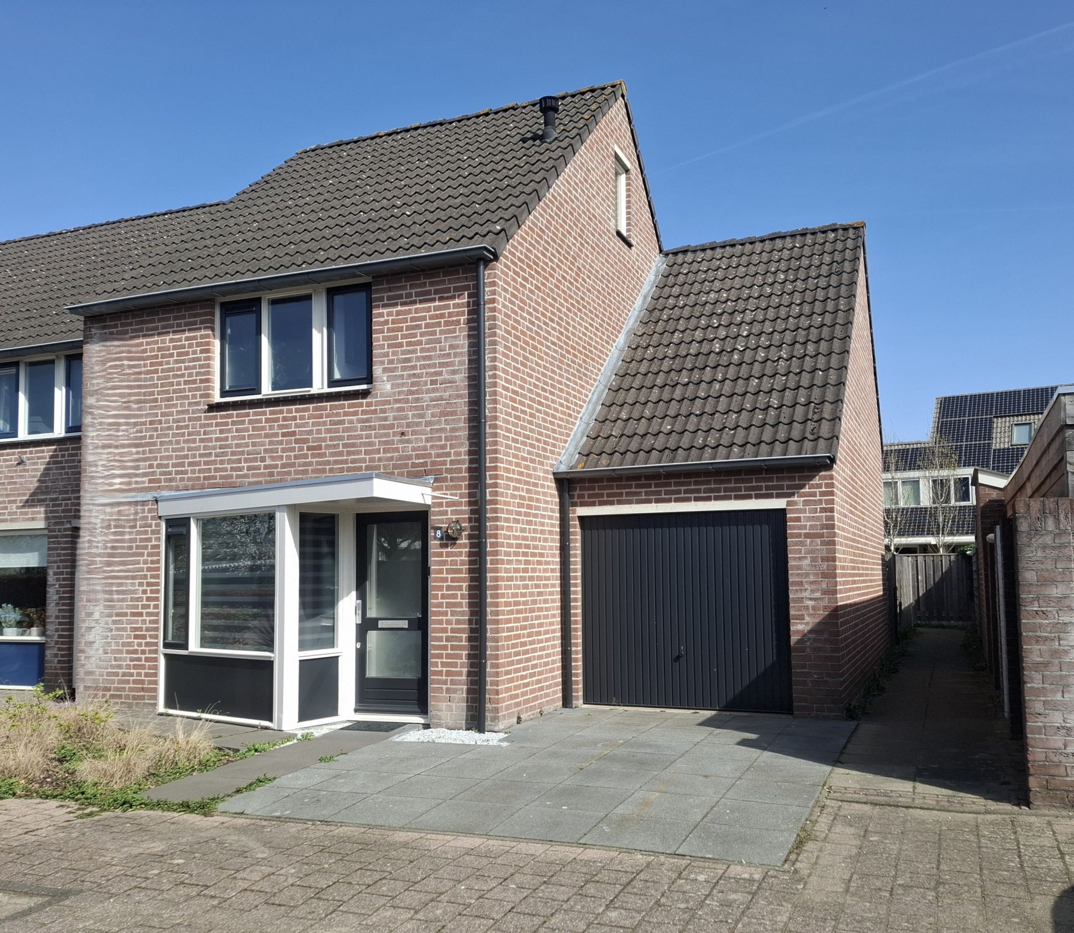 Foto van Meidoorn 8, Prinsenbeek